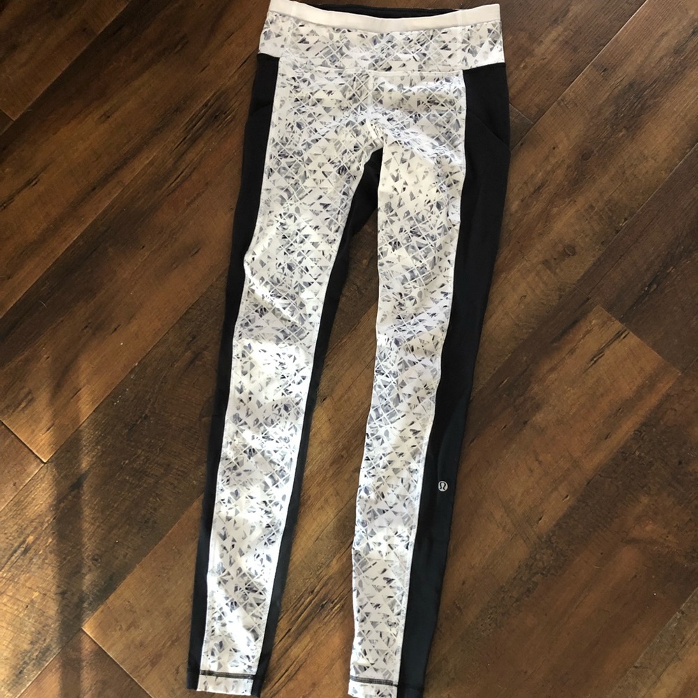 Lululemon pattern pants